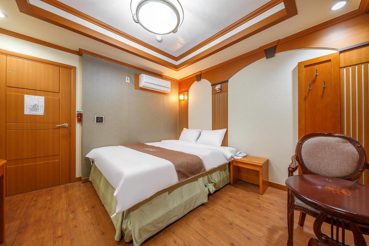 Drama Motel Boryeong Exterior foto